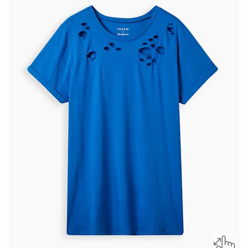 Torrid t shirt never worn